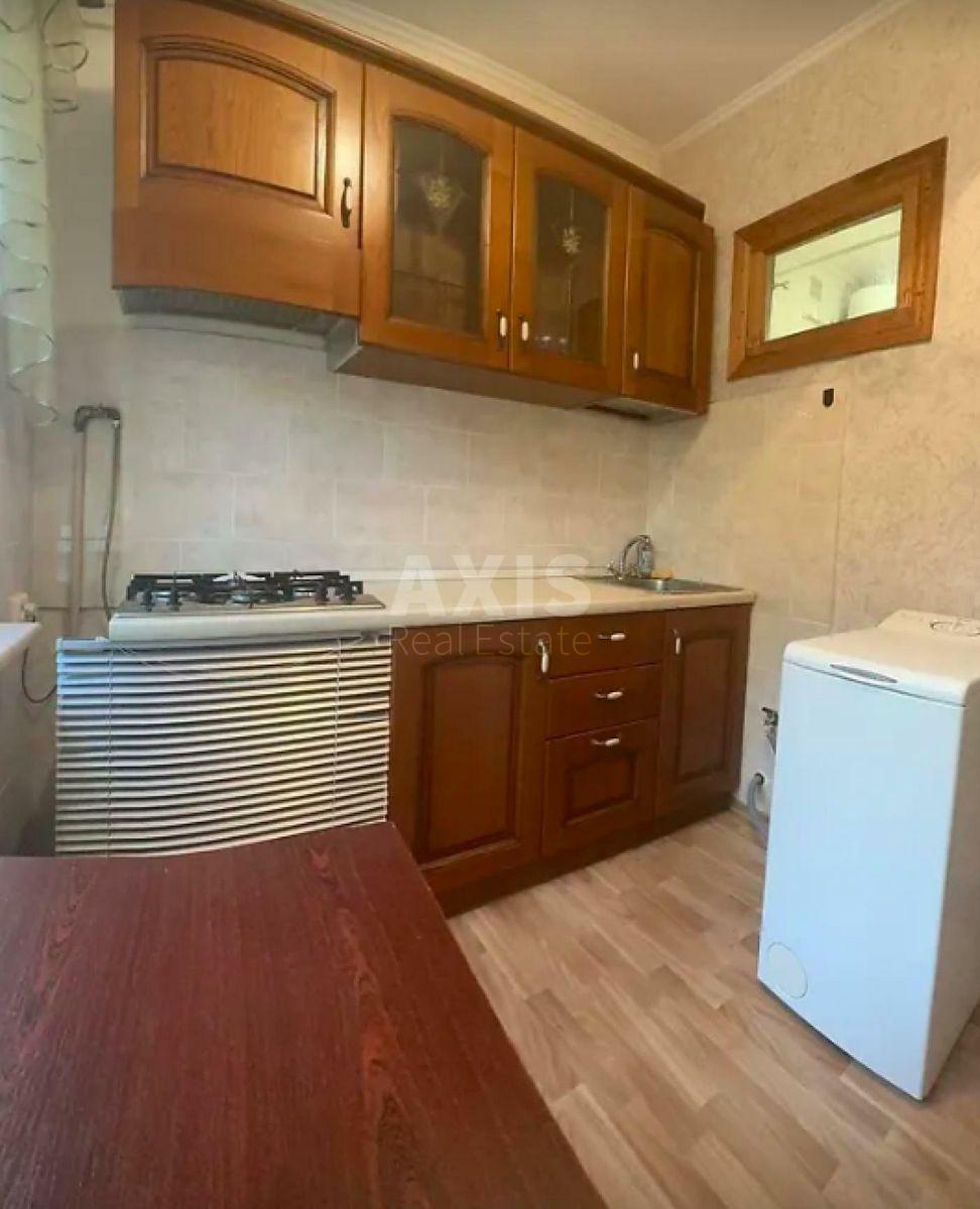 2k apartment uzv. Pechers'kyj 8