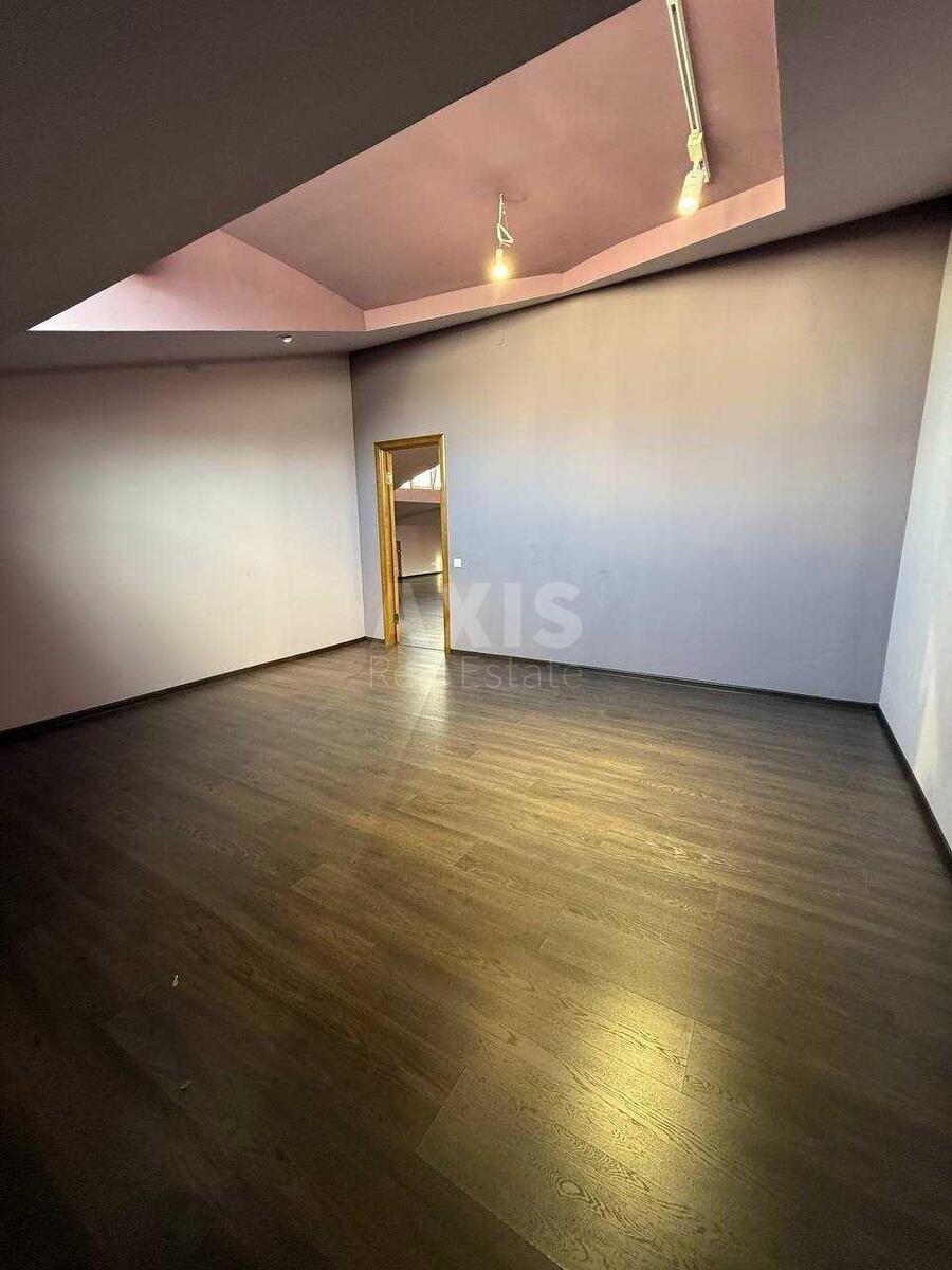 Office vul. Glybochyc'ka 40, 142m27