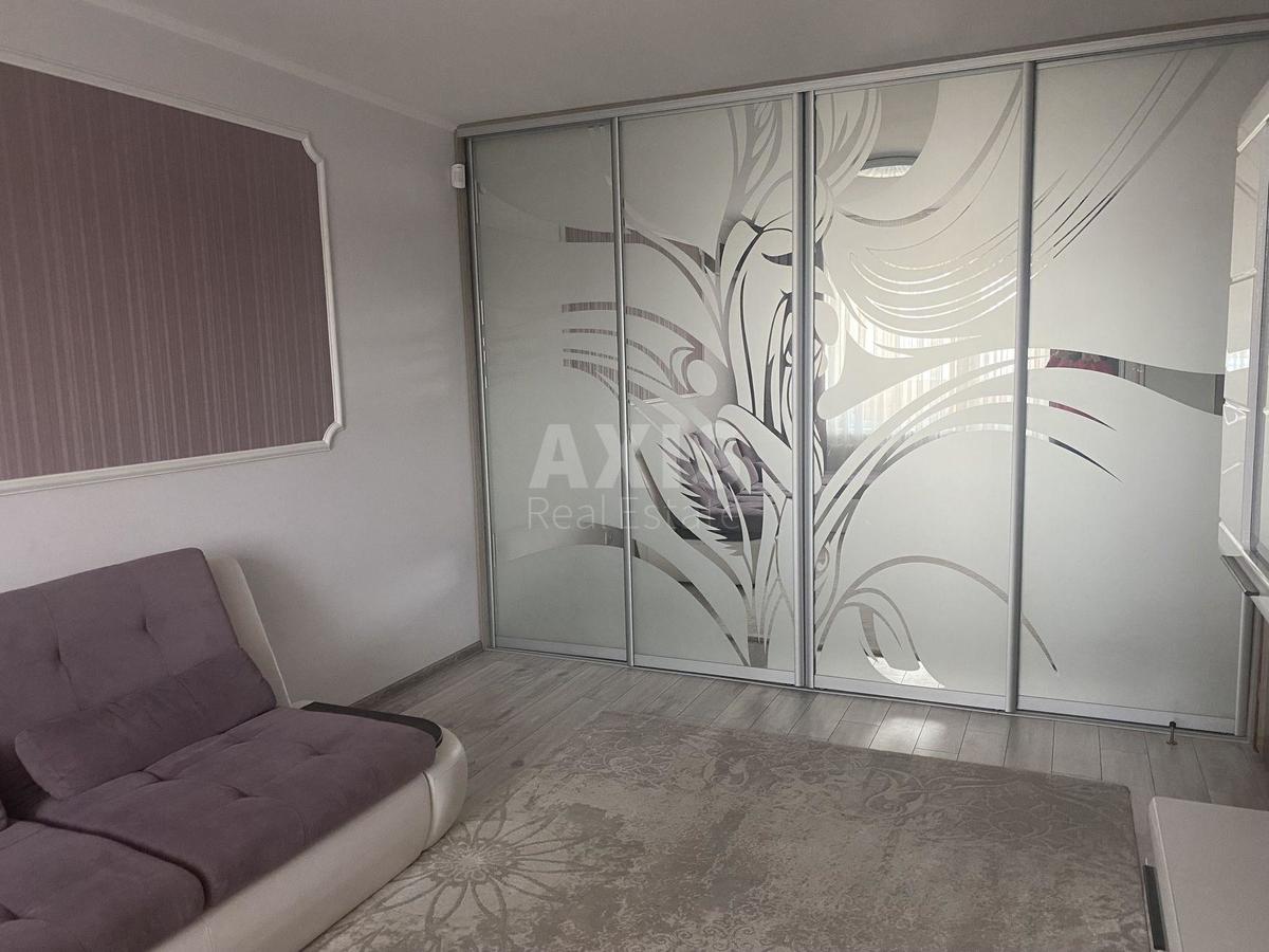 3k apartment vul. Myloslavs'ka 31В3