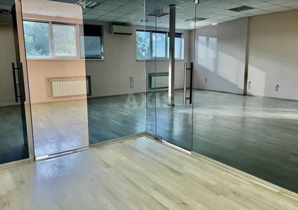 Office vul. Nyzhnij Val 15, 101m2