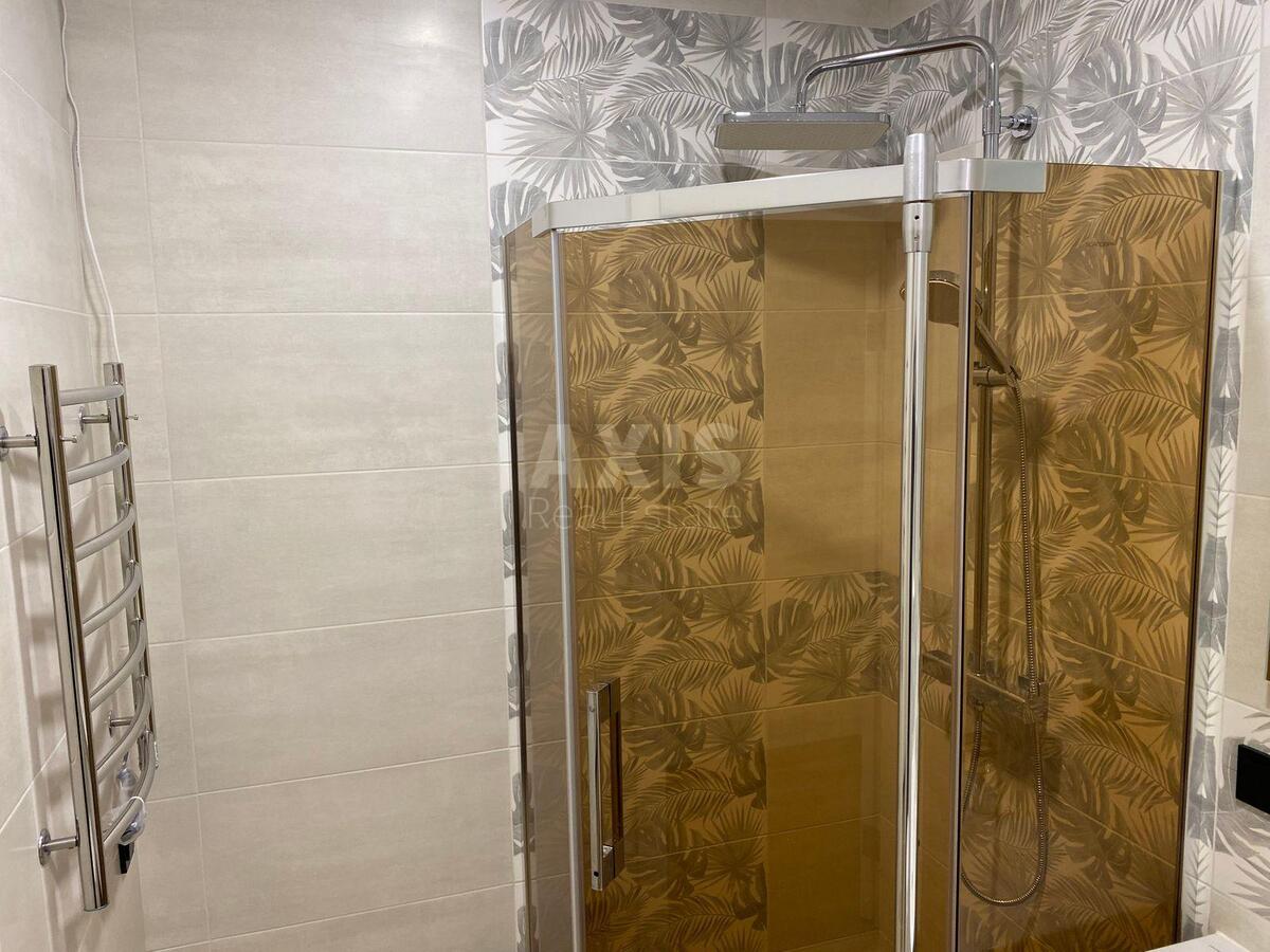 Office vul. Kyrylivs'ka 37, 42m25679210