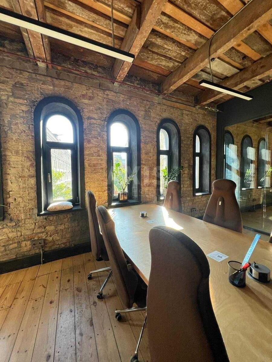 Office vul. Bul'varno-Kudrjavs'ka 42, 510m28