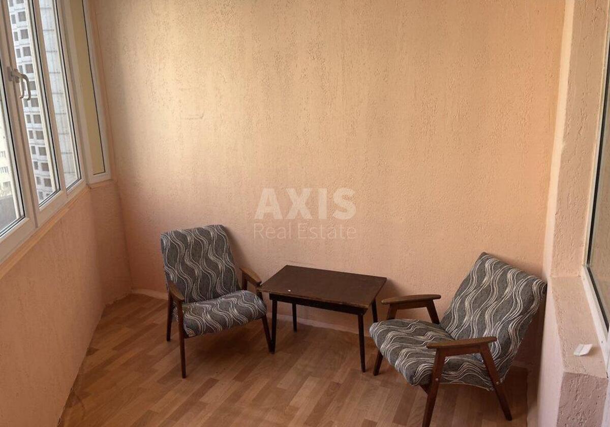 3k apartment vul. Yulia Zdanovska 83А0