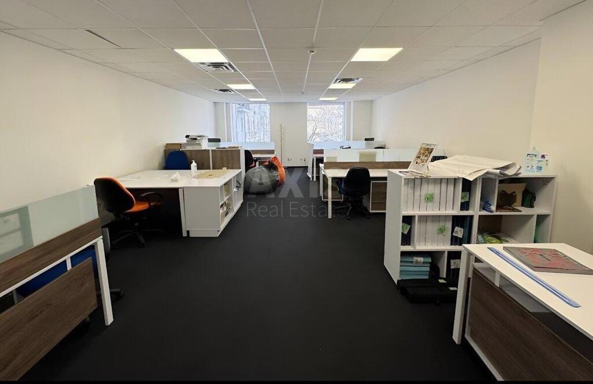 Office vul. Shovkovychna 42/44, 288m22