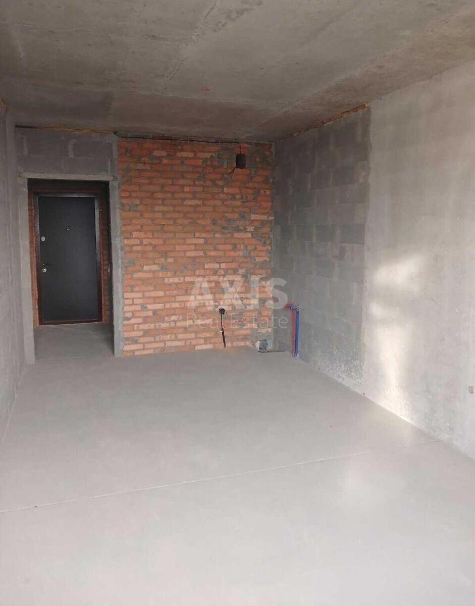 2к квартира ул. Александра Олеся 13