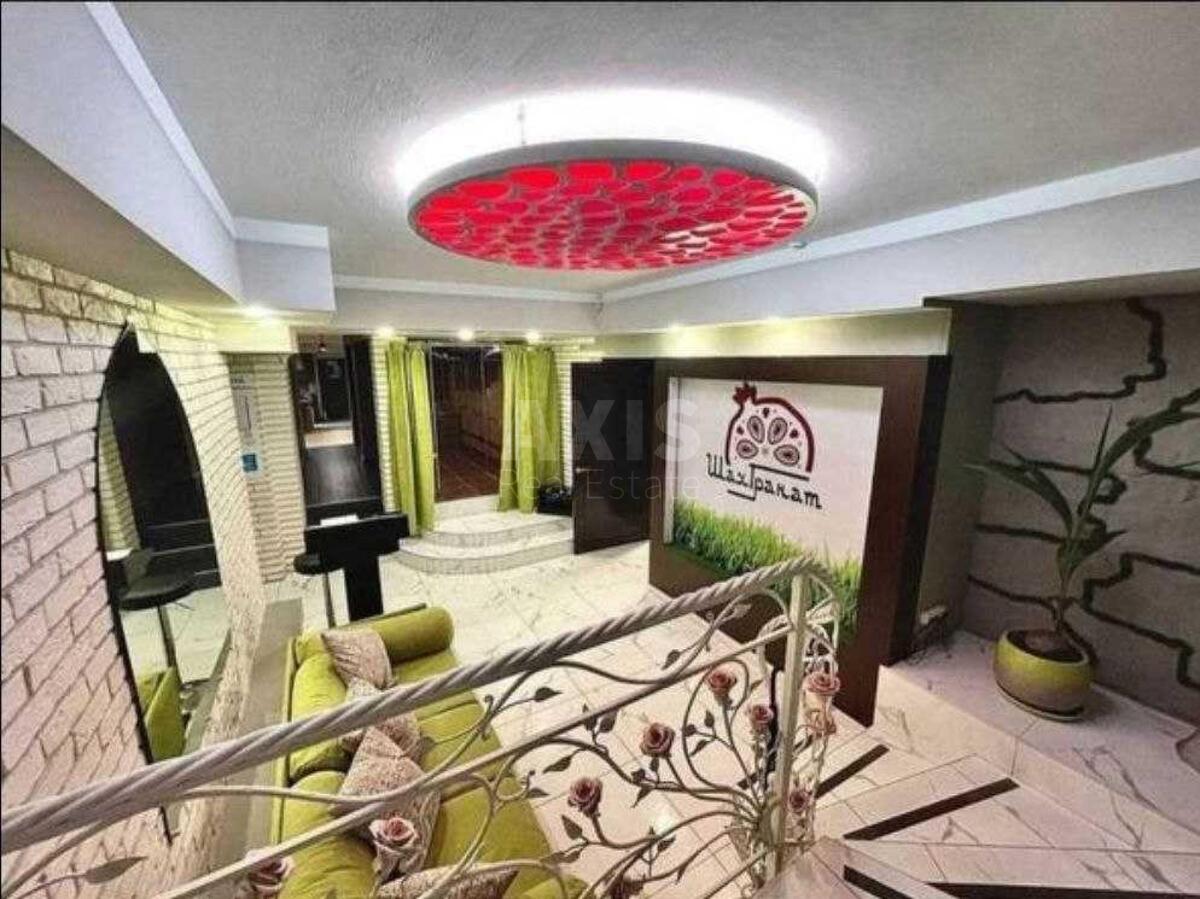 Office vul. Velyka Vasyl'kivs'ka 72, 170m2