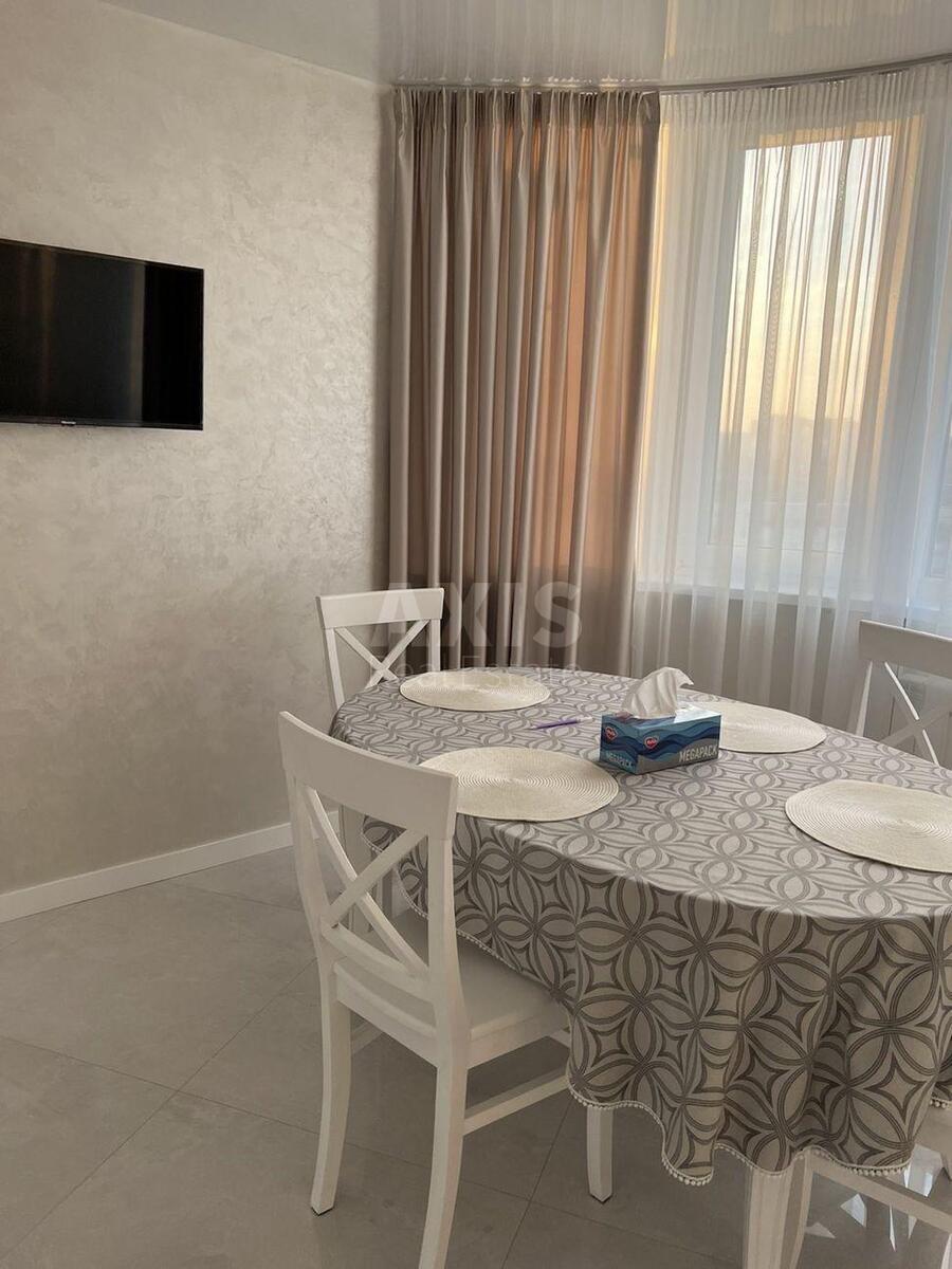 5k apartment vul. Tymoshenka Marshala 13А594901