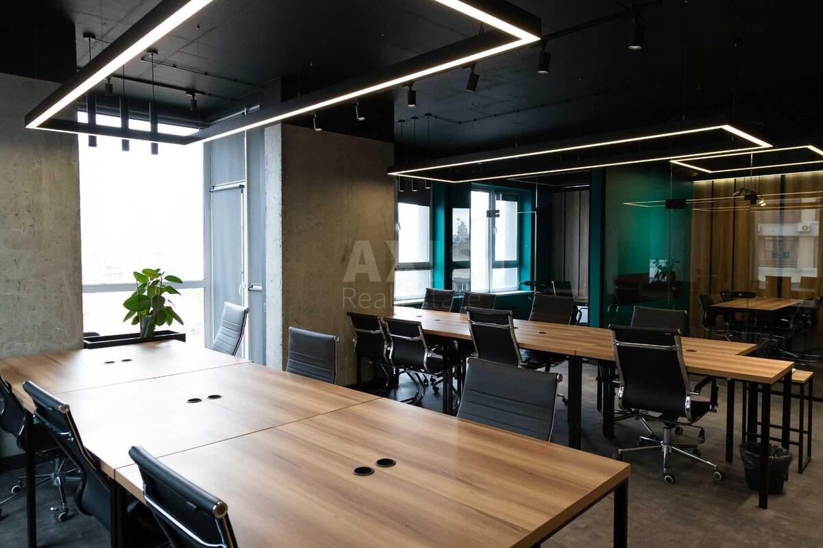Office vul. Pan'kivs'ka 20/82, 78m27