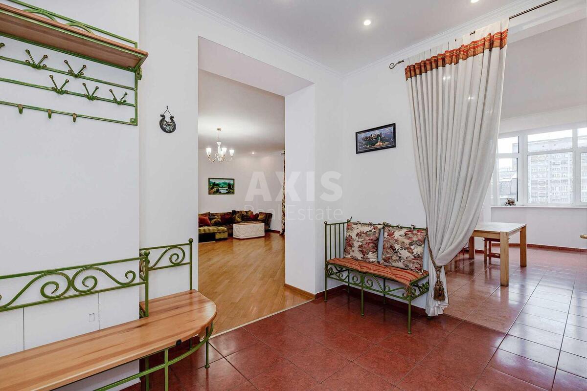 4k apartment vul. Pavlivs'ka 184
