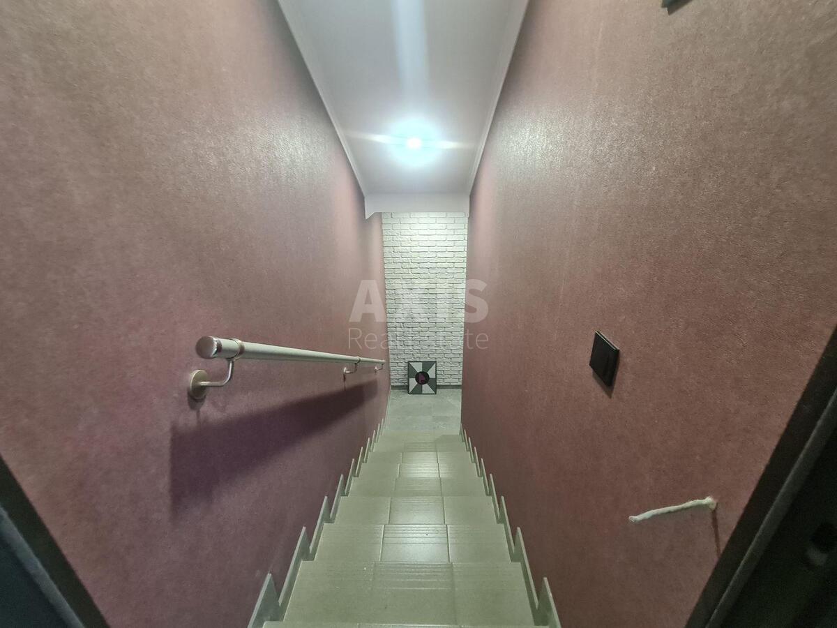 Офис ул. Киквидзе 13, 45м25