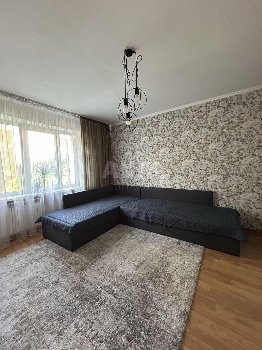 2k apartment vul. Dragomanova 53