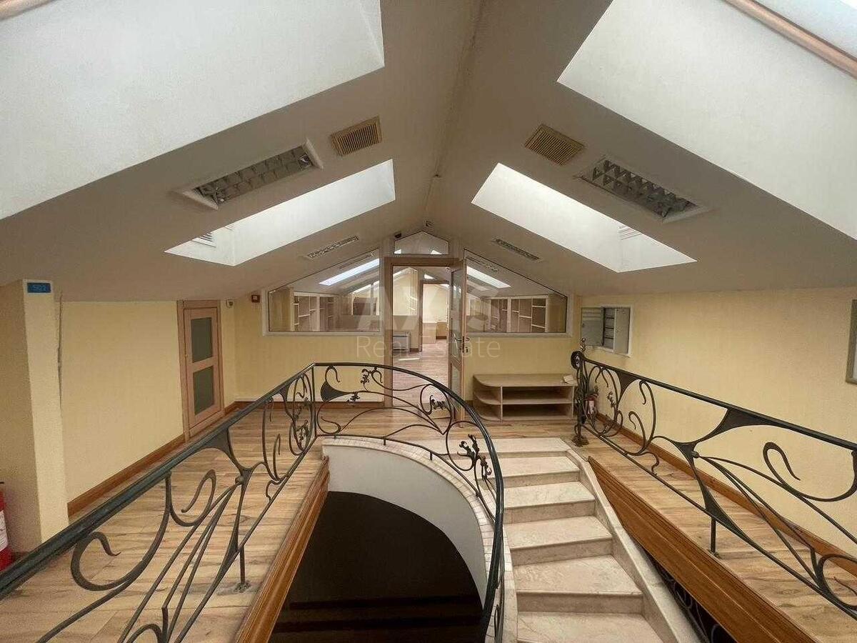 Office vul. Saksagans'kogo 67Б, 1780m2589336