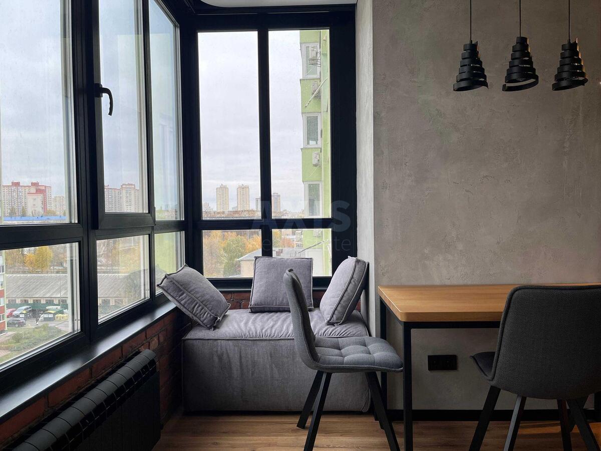 3k apartment vul. Doncja Myhajla 2А591891
