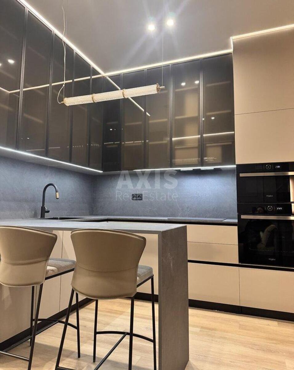 1k apartment vul. Dragomyrova Myhajla 14А5