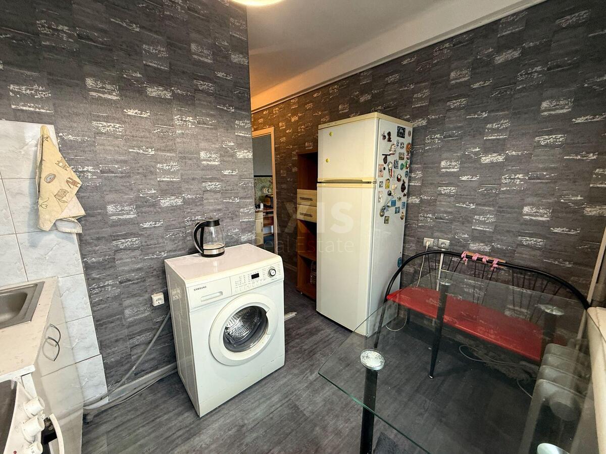 1k apartment bul. Perova 46