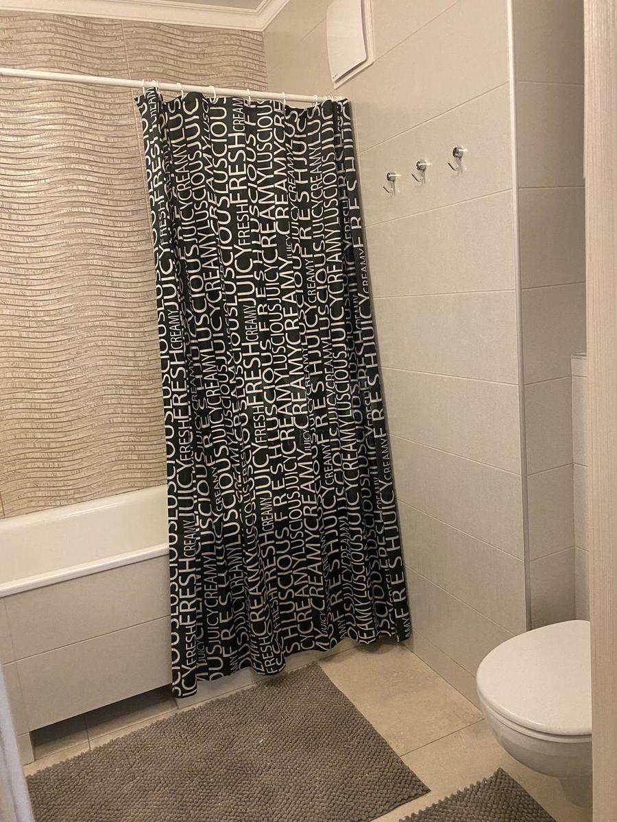 2k apartment vul. Volodymyra Naumovycha 44
