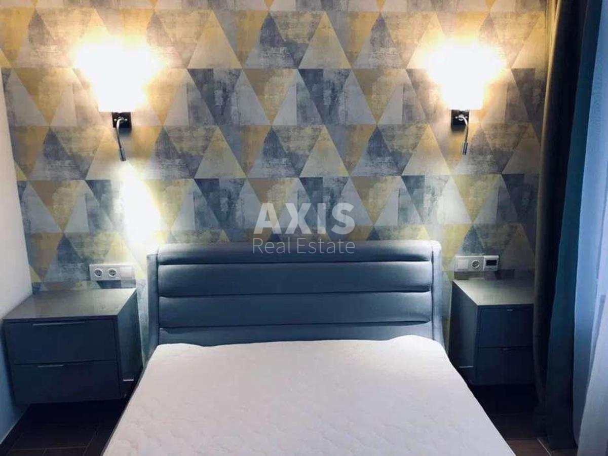 1k apartment vul. Sverstjuka Jevgena 4239799
