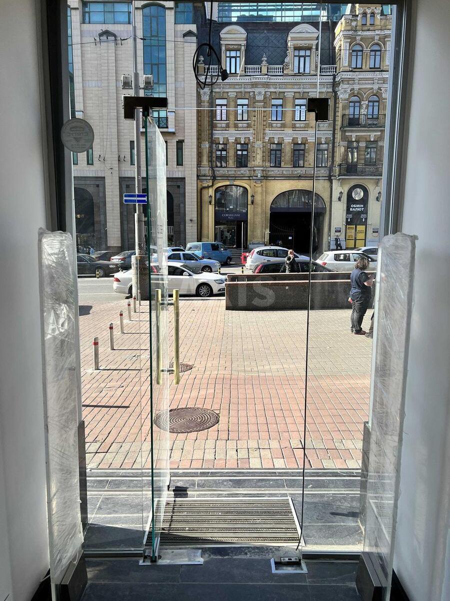 Trade object vul. Basejna 3, 43m2