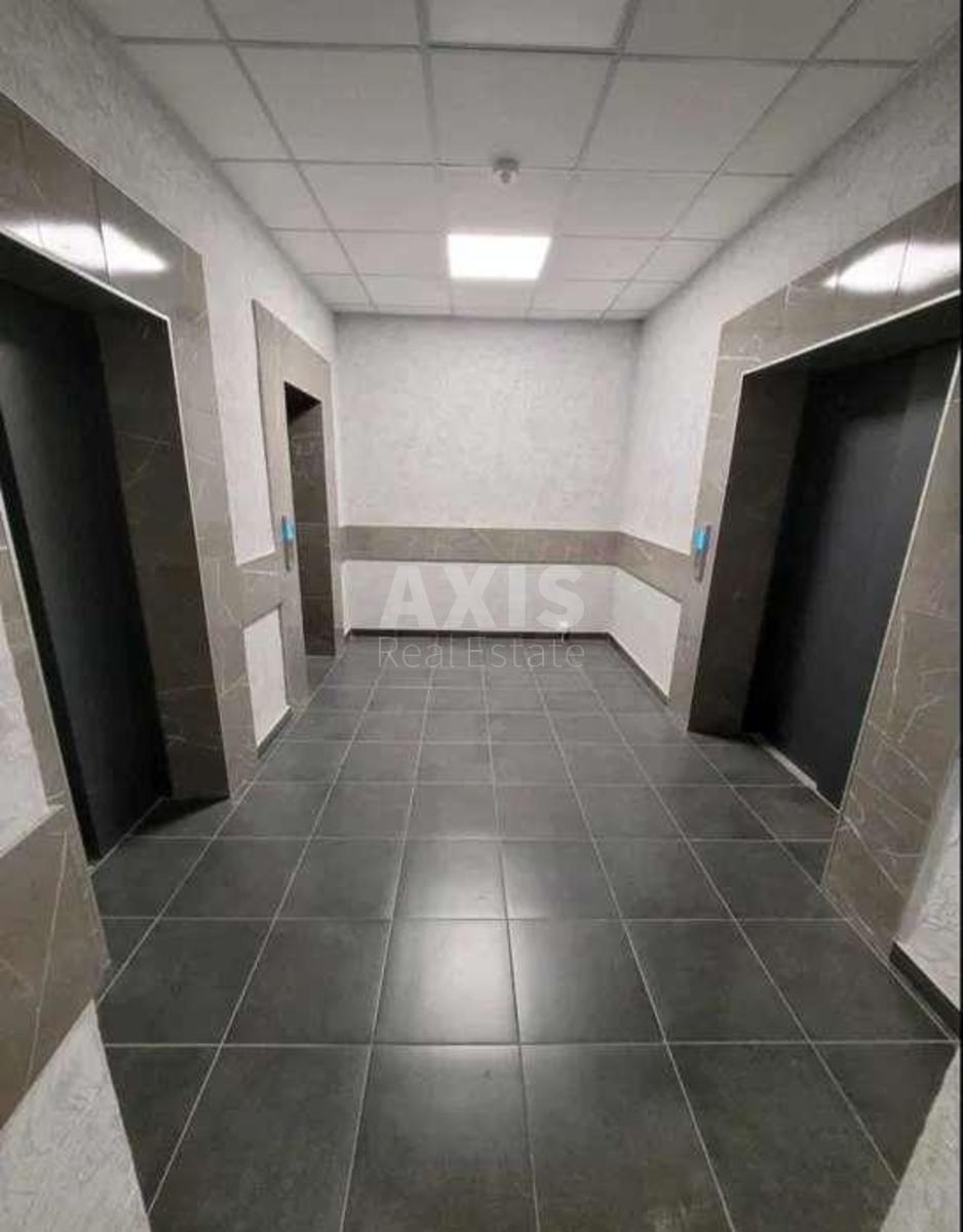 3k apartment vul. Dragomyrova Myhajla 4Б1