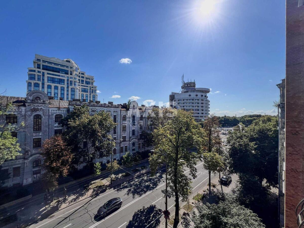 3k apartment vul. Mazepy Ivana 12А4893915