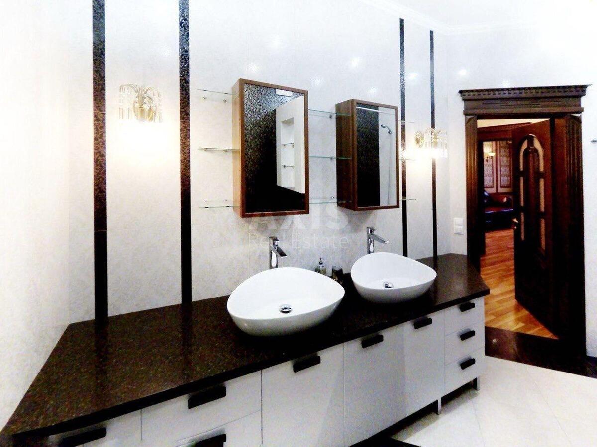 3к квартира ул. Крещатик 27Б8