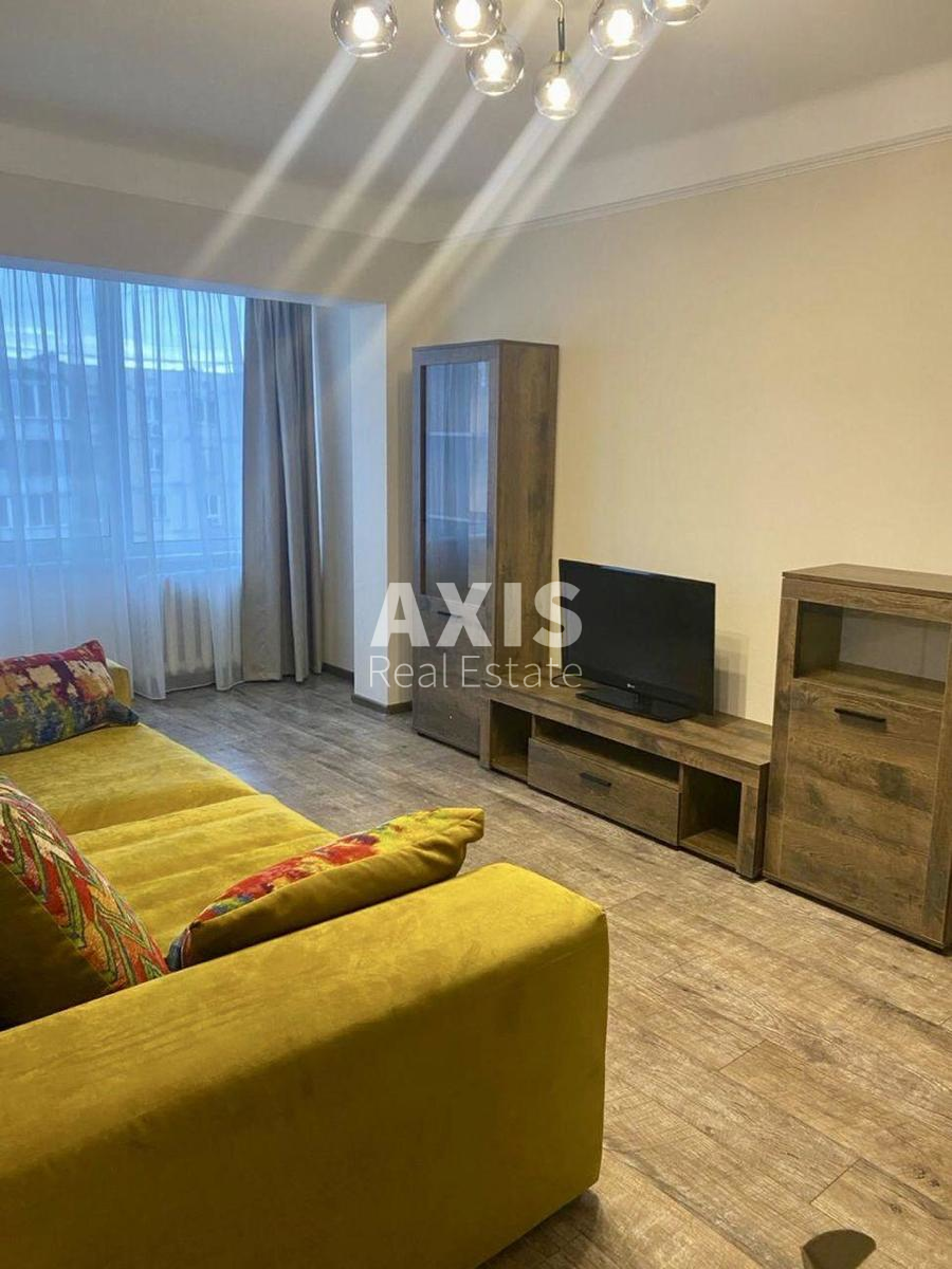 2k apartment vul. Teligy Oleny 35Б