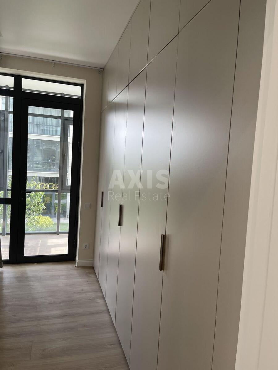 3k apartment vul. Dragomyrova Myhajla 182