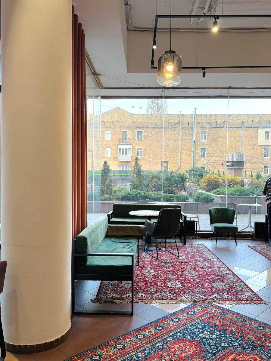 Объект торговли ул. Жилянская 59, 80м26340810