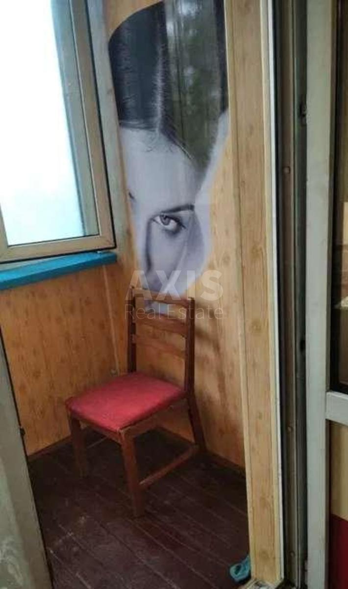 3k apartment vul. Bereznjakivs'ka 262