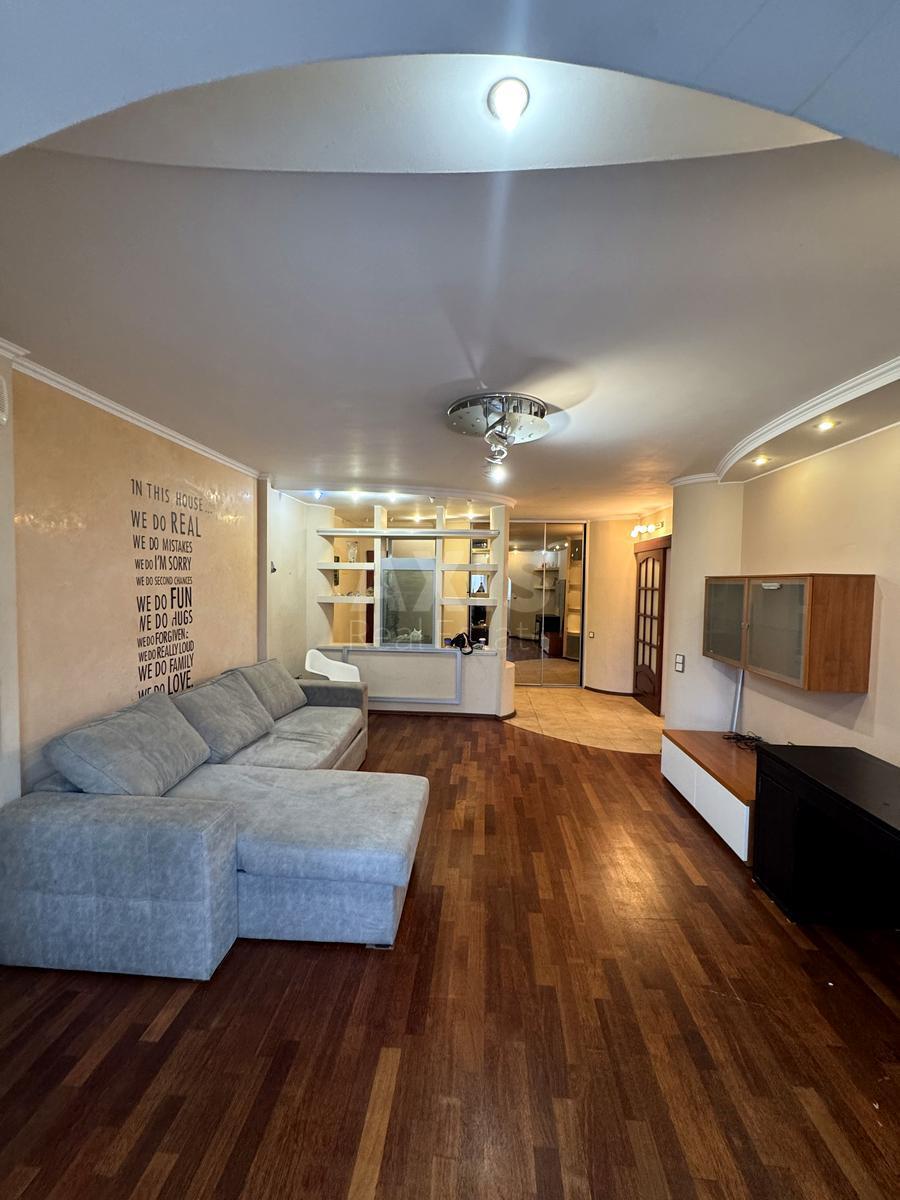 3k apartment vul. Puljuja Ivana 3632791