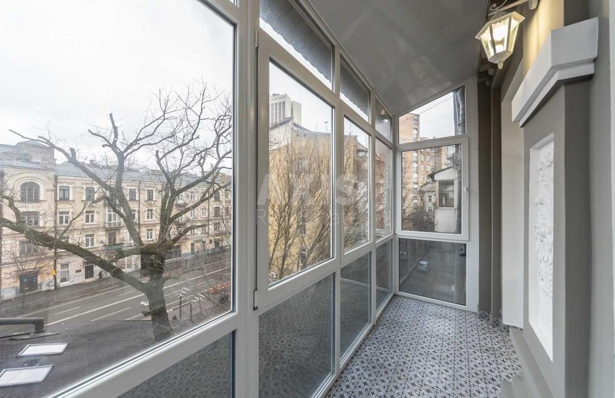 3k apartment vul. Sichovyh Stril'civ 9В6