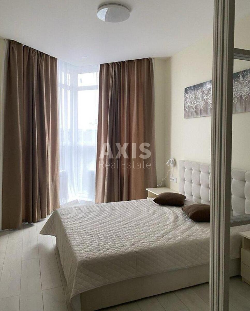1k apartment vul. Dragomyrova Myhajla 4Б5