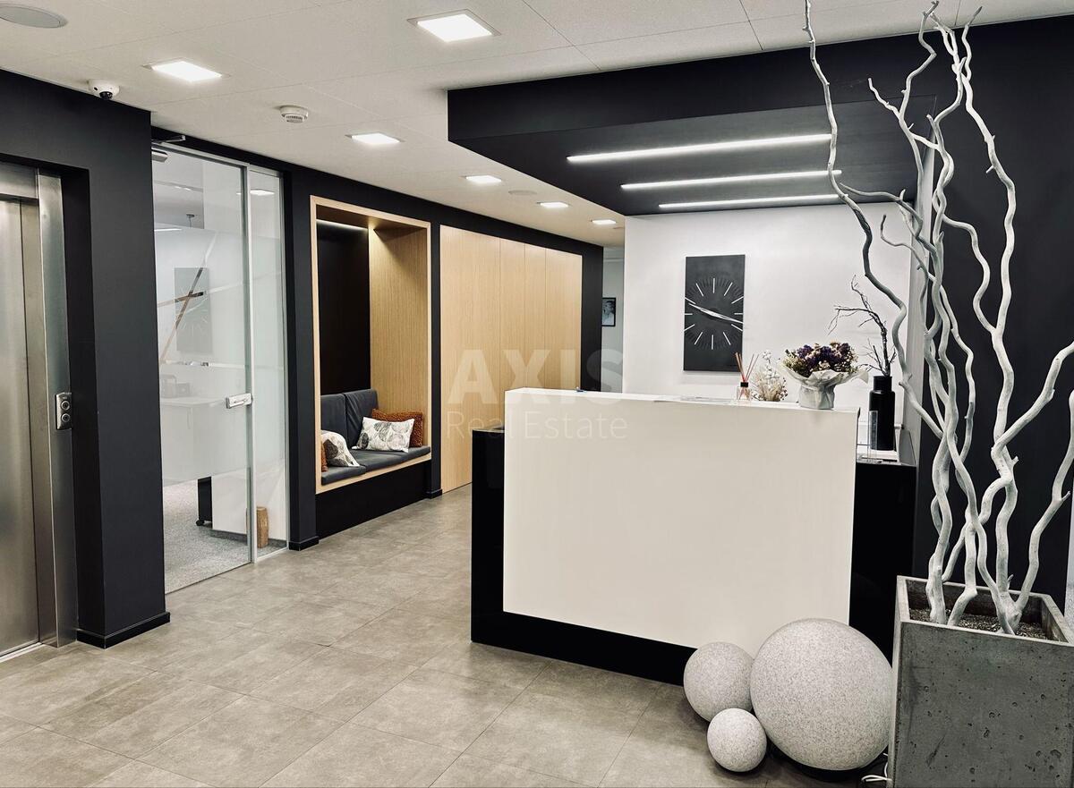 Office pl. Sportyvna 3, 457m2597074