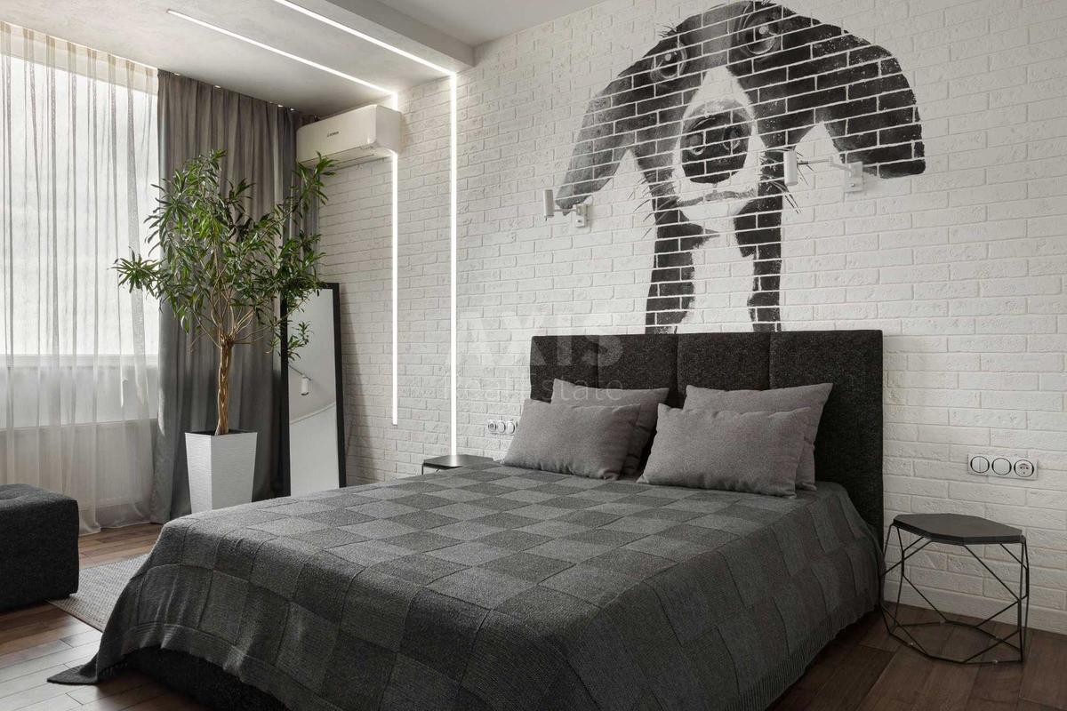 2k apartment vul. Jevgena Konoval'cja 34