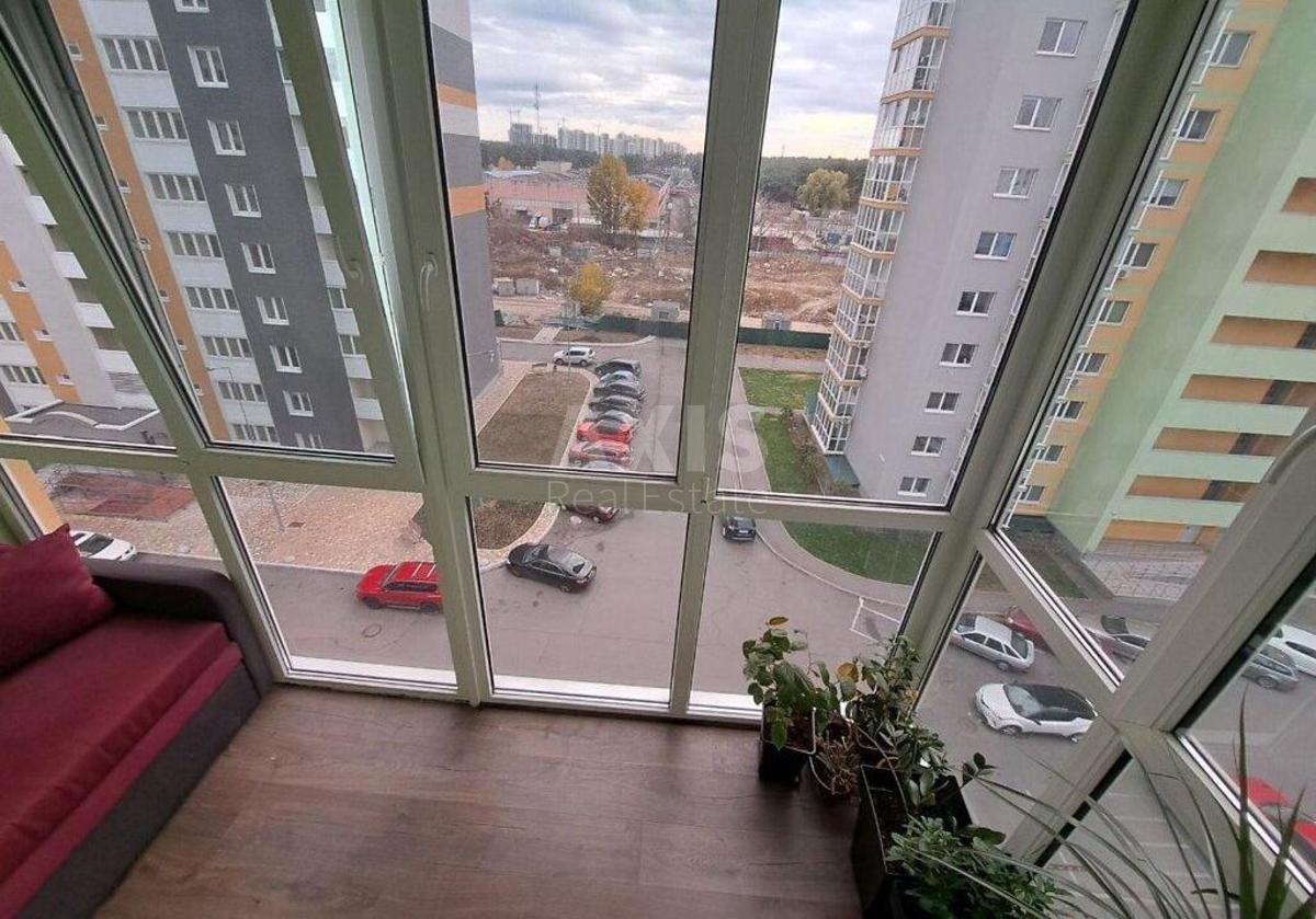 2k apartment vul. Hvyl'ovogo Mykoly 3А5