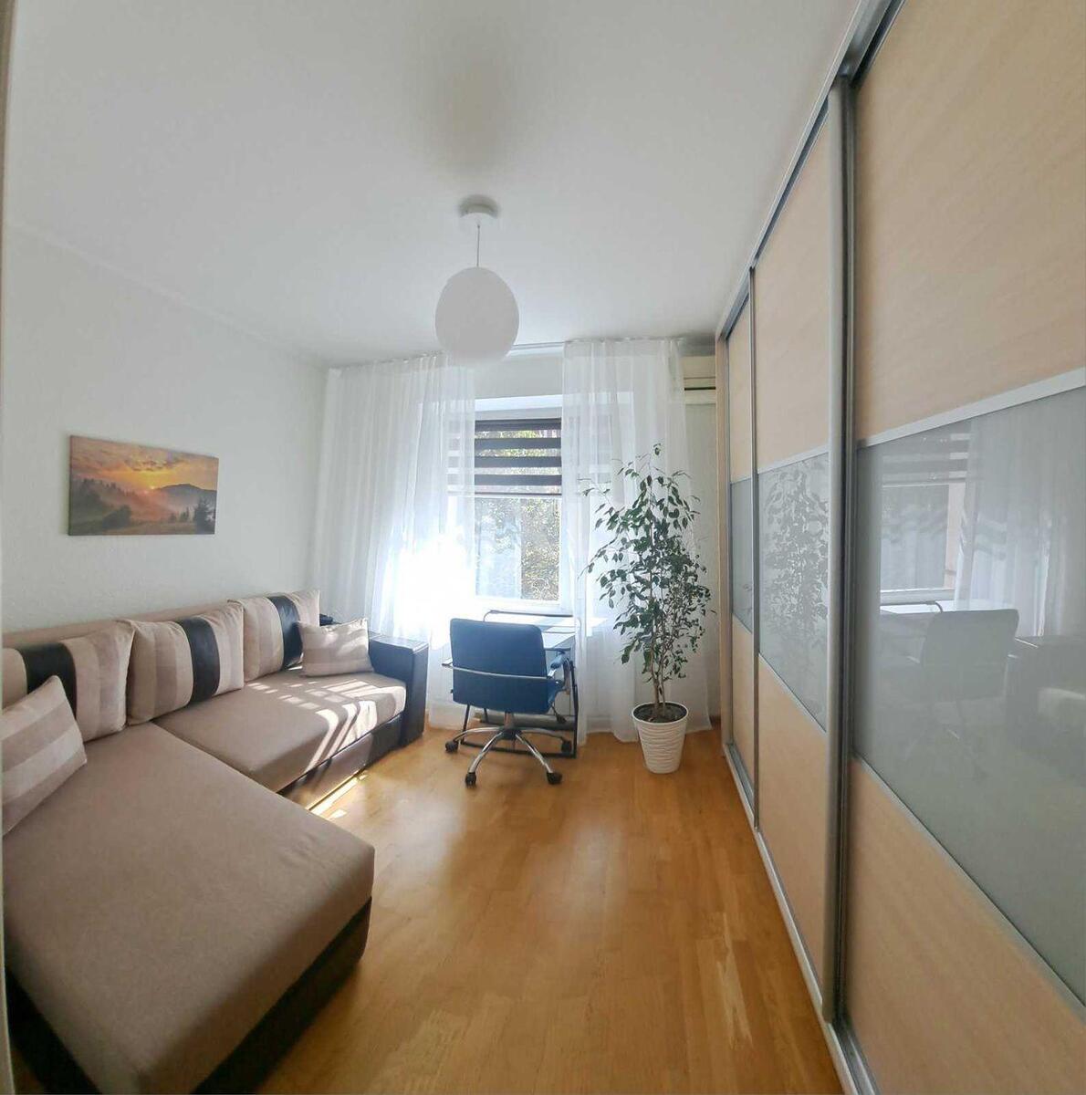 3k apartment vul. Antonovycha 160602084