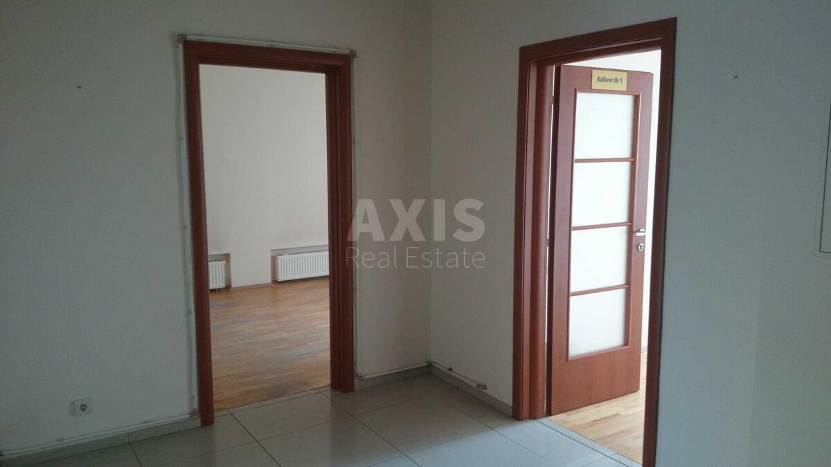 Trade object vul. Bilorus'ka 5, 295m2