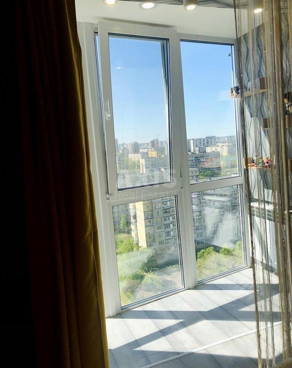 3к квартира ул. Александра Архипенко 5А4