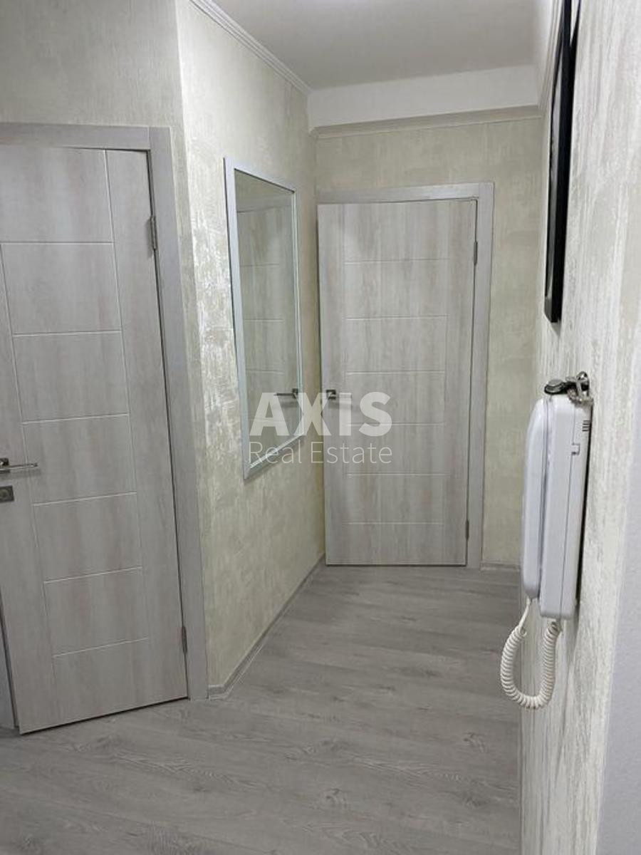 1k apartment bul. Rollana Romena 43