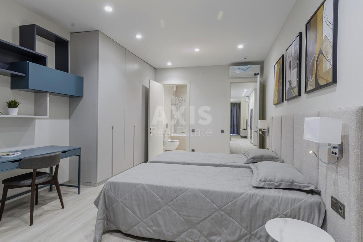 3k apartment vul. Antonovycha 118/9594064