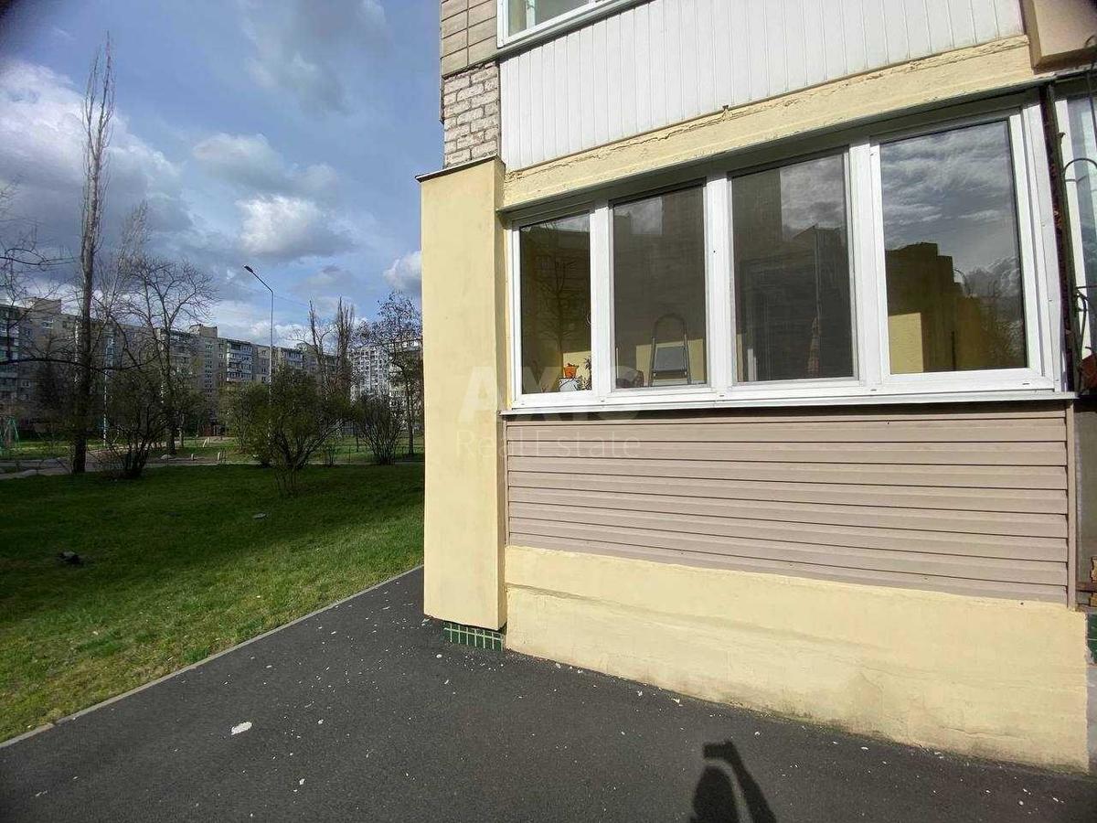 3k apartment pr-t Tychyny Pavla 310