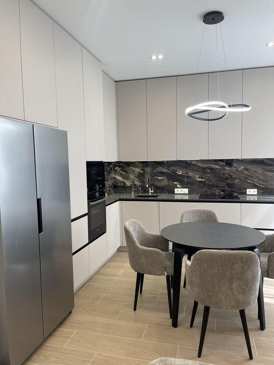 3k apartment vul. Dragomyrova Myhajla 11