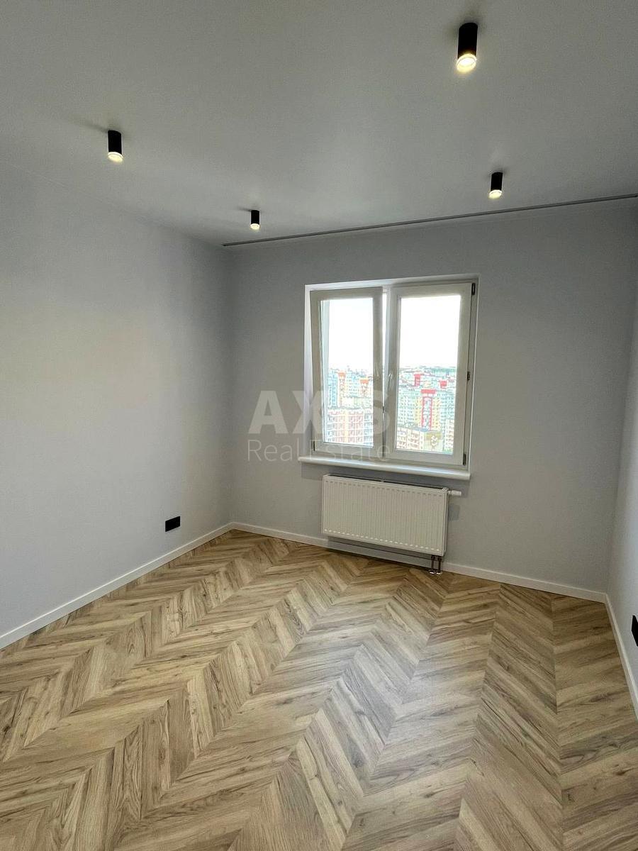 3к квартира ул. Конева Маршала 5Б593493