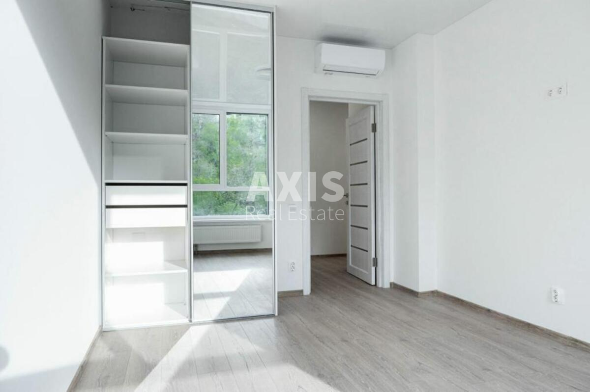 2k apartment vul. Glybochyc'ka 732