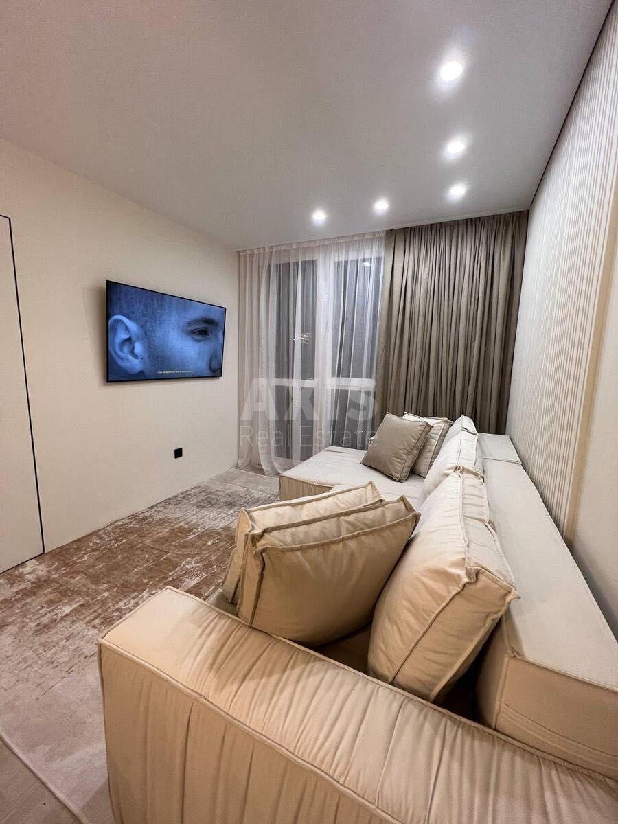 2k apartment uzv. Lysogirs'kyj 24А1
