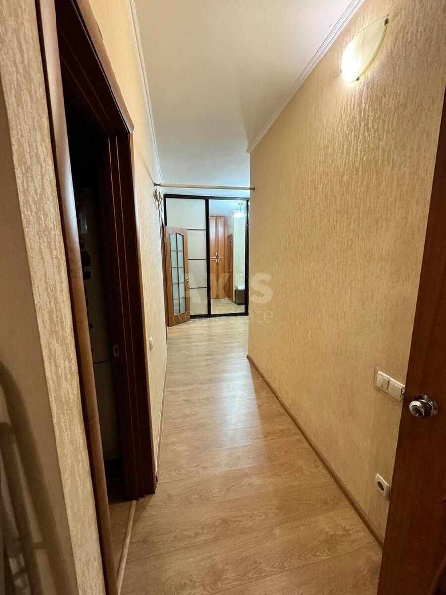 2k apartment vul. Verhovynna 9111