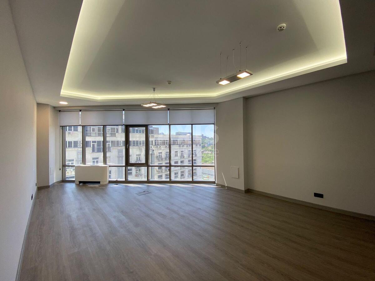 Office vul. Velyka Vasyl'kivs'ka 72, 184m25989610