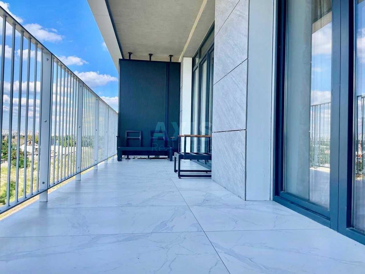3k apartment doroga Naberezhno-Rybal's'ka 35