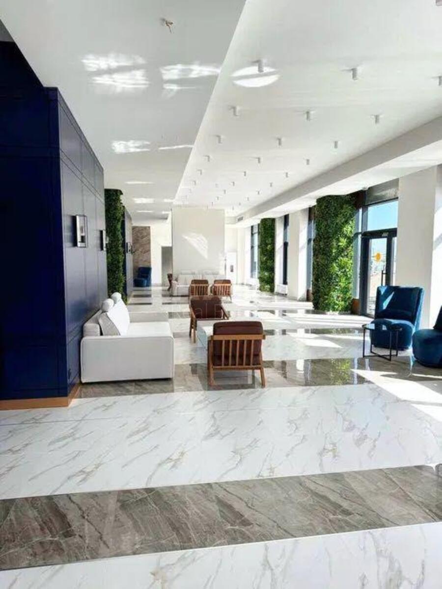 3k apartment vul. Zvirynec'ka 70А2
