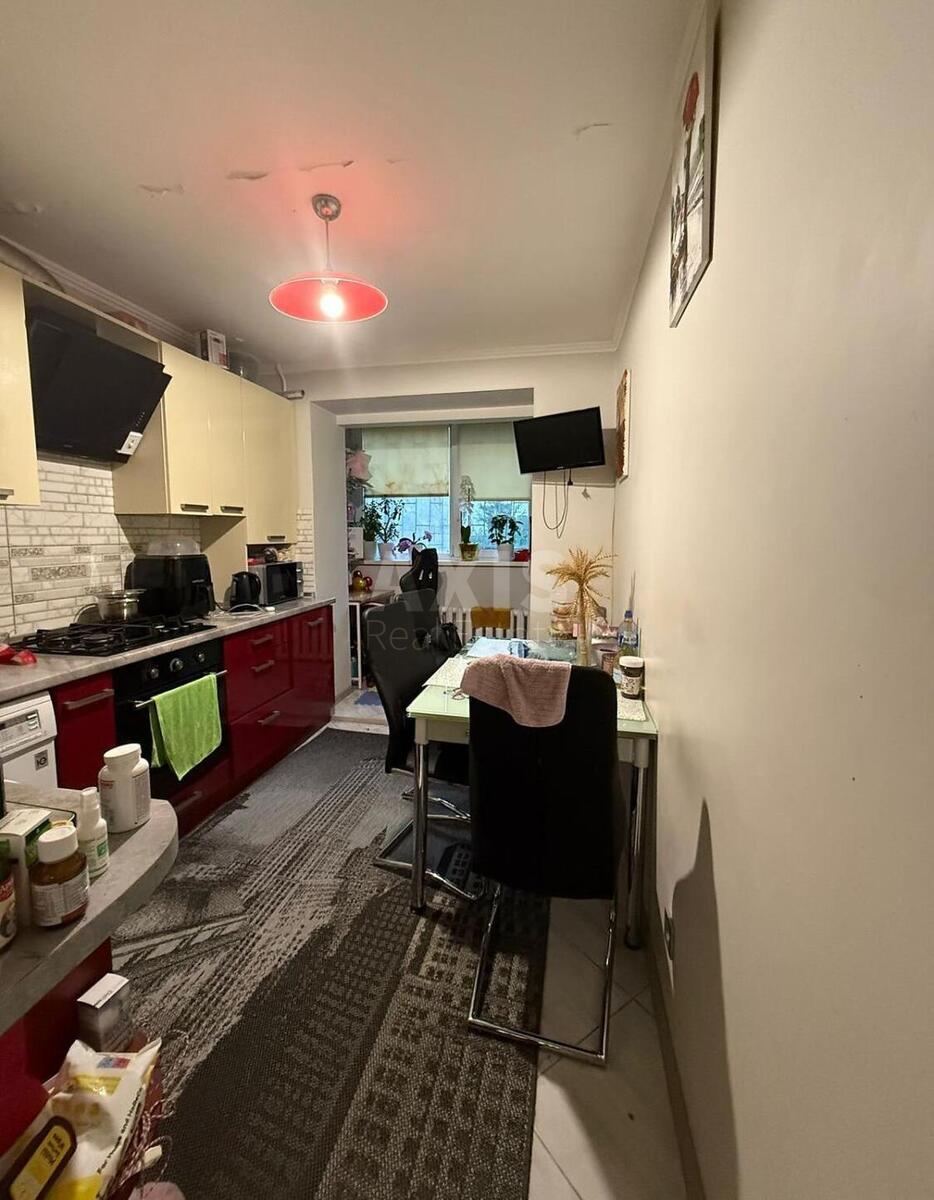 1k apartment bul. Chokolivs'kyj 40